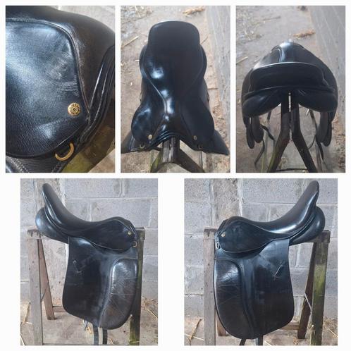 Dressuurzadel, Dieren en Toebehoren, Paarden en Pony's | Zadels, Zo goed als nieuw, Ophalen