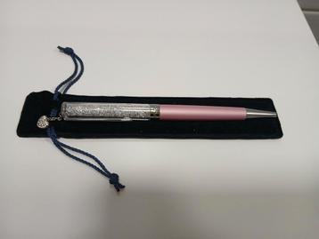 Swarovski roze pen met hartje nieuw met originele verpakking, Enlèvement ou Envoi, Neuf