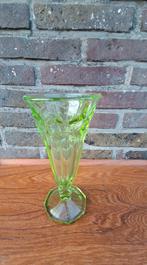 Art deco groen vaasje, Ophalen