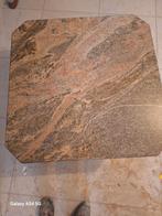 Table basse en granite, Enlèvement