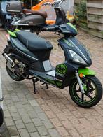Scooter a klasse, Fietsen en Brommers, Ophalen, Gebruikt