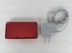 Metallic Red Nintendo 3DS console met oplader, Consoles de jeu & Jeux vidéo, Consoles de jeu | Nintendo 2DS & 3DS, Enlèvement ou Envoi