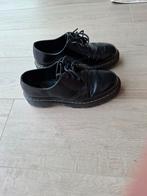 Doc Martens low 42, Kleding | Heren, Schoenen, Ophalen of Verzenden, Zo goed als nieuw