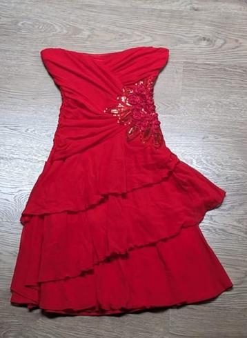 Robe de cérémonie  beschikbaar voor biedingen