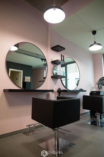 Kapsalon meubels beschikbaar voor biedingen