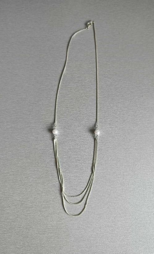 Ketting - Sieraden - Zilverkleurig - Parel - Laagjes - €2, Handtassen en Accessoires, Kettingen, Gebruikt, Overige materialen