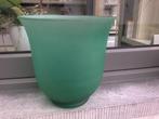 Vaas (groen melkglas), Minder dan 50 cm, Groen, Glas, Ophalen of Verzenden