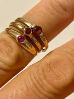 3 Gouden ringen vintage / per ring 2stempels en robijnen ede, Comme neuf, Femme ou Homme, Avec pierre précieuse, Or