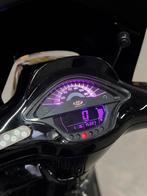 Vespa sprint 80cc, Fietsen en Brommers, Ophalen, Zo goed als nieuw