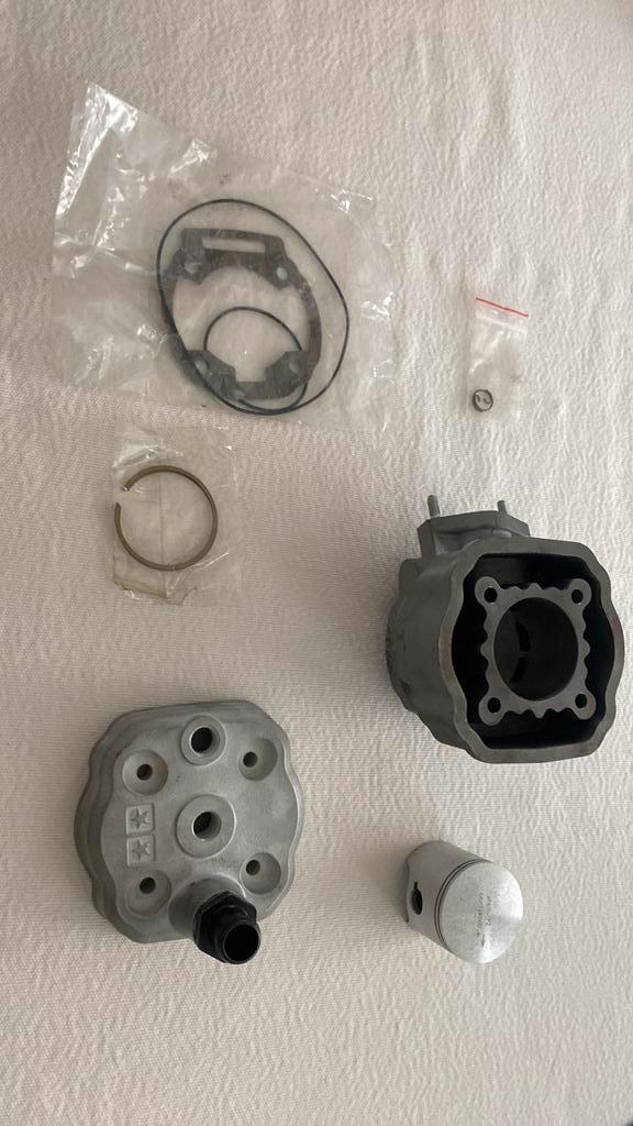 88cc stage 6 cilinder, Fietsen en Brommers, Brommeronderdelen | Algemeen, Zo goed als nieuw, Blok, Ophalen