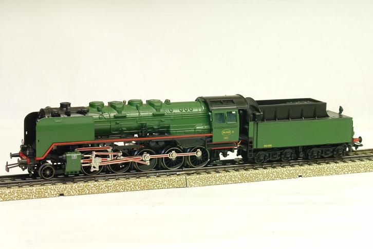 MARKLIN 3314 VAPEUR 25016 SNCB NMBS LATOUR TENDER 26036, Hobby en Vrije tijd, Modeltreinen | H0, Zo goed als nieuw, Locomotief