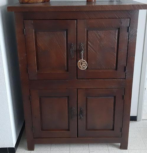 barkast, Huis en Inrichting, Kasten | Buffetkasten, Gebruikt, 100 tot 150 cm, 100 tot 150 cm, 50 tot 75 cm, Met deur(en), Met plank(en)