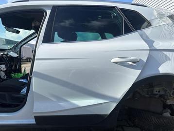 Portier 4Deurs links-achter van een Seat Arona (LS9R) beschikbaar voor biedingen