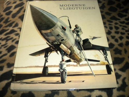 Boek over Moderne Vliegtuigen, Boeken, Vervoer en Transport, Ophalen