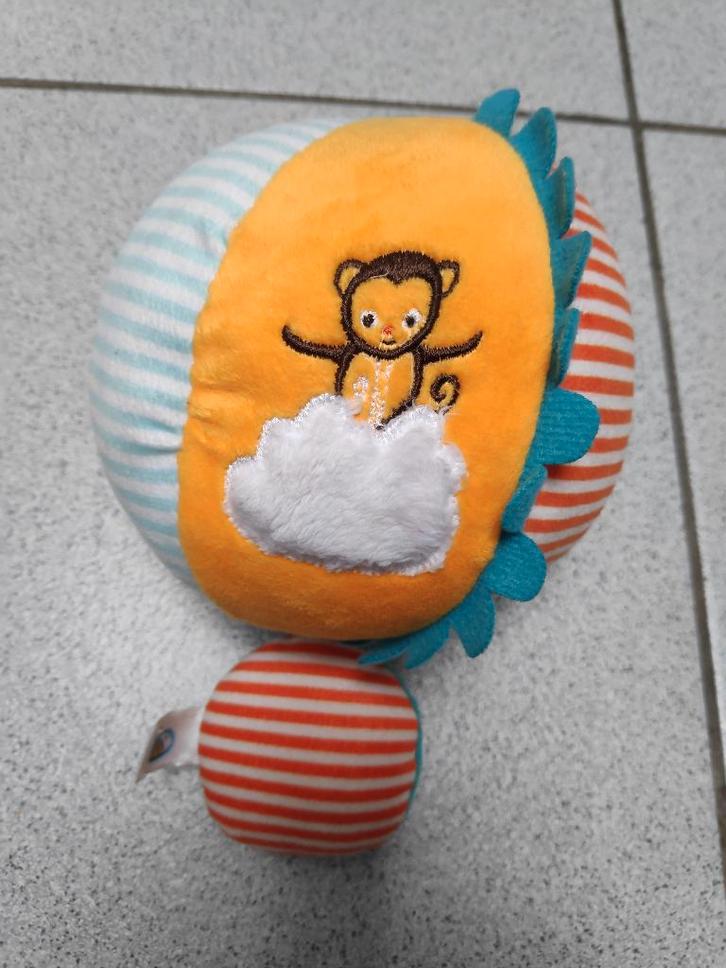 Zachte baby bal met belletje /rammelaar uitzonderlijke staat, Enfants & Bébés, Jouets | Jouets de bébé, Comme neuf, Hochet, Sonore