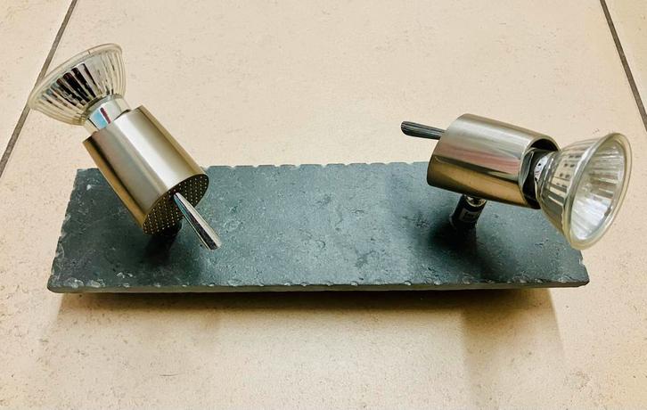 Projecteurs réglables de 50 W sur carrelage, Maison & Meubles, Lampes | Spots, Utilisé, Spot encastrable ou Spot mural, Halogène