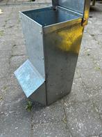 Voederbak kippen, Ophalen