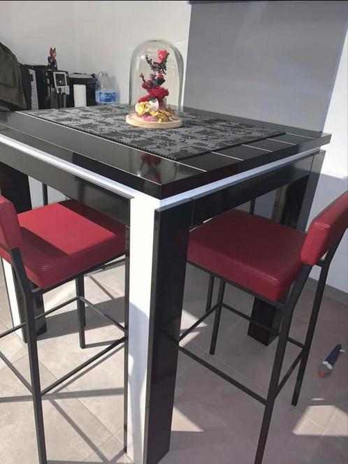 Table haute + 4 chaises hautes, Maison & Meubles, Tables | Tables à manger, Utilisé, 50 à 100 cm, 50 à 100 cm, Quatre personnes
