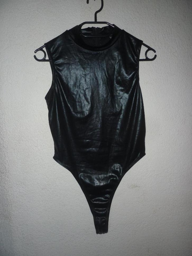 badkleding, Kleding | Dames, Badmode en Zwemkleding, Zo goed als nieuw, Badpak, Zwart, Verzenden