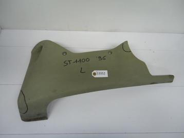 ST1100 1990 - 2001 Honda Kuipdeel D1-18562 beschikbaar voor biedingen