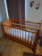 kinderbedje, Kinderen en Baby's, Kinderkamer | Bedden, Ophalen, Gebruikt, Minder dan 140 cm, Matras