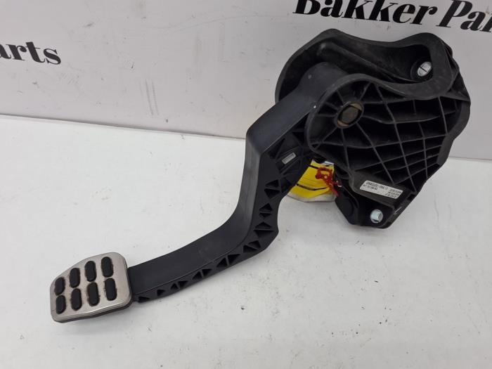 Pédale embrayage d'un Volkswagen Golf, Autos : Pièces & Accessoires, Habitacle & Garnissage, Volkswagen, Utilisé, 3 mois de garantie
