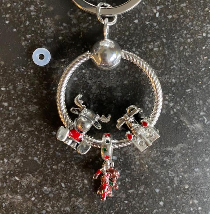 Sleutelhanger thema 'KERST' met 3 bedels, Verzamelen, Sleutelhangers, Nieuw, Overige typen, Ophalen of Verzenden
