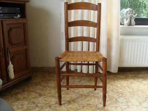 chaise cannée en chêne authentique, vintage,, Antiek en Kunst, Antiek | Meubels | Stoelen en Sofa's, Ophalen