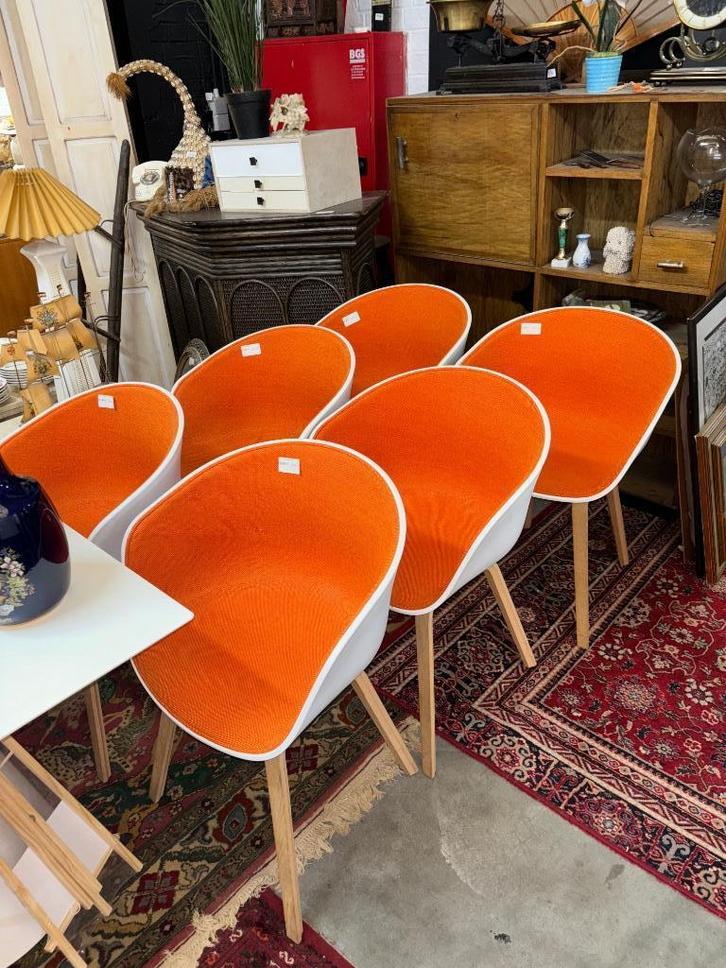 6 chaises HAY . Prix la pièce 249€, Huis en Inrichting, Stoelen, Ophalen of Verzenden