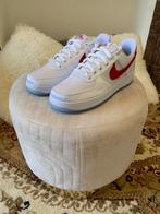 Air Force 1 blanc rouge pointure 40, Vêtements | Hommes, Chaussures, Baskets, Blanc, Nike, Neuf
