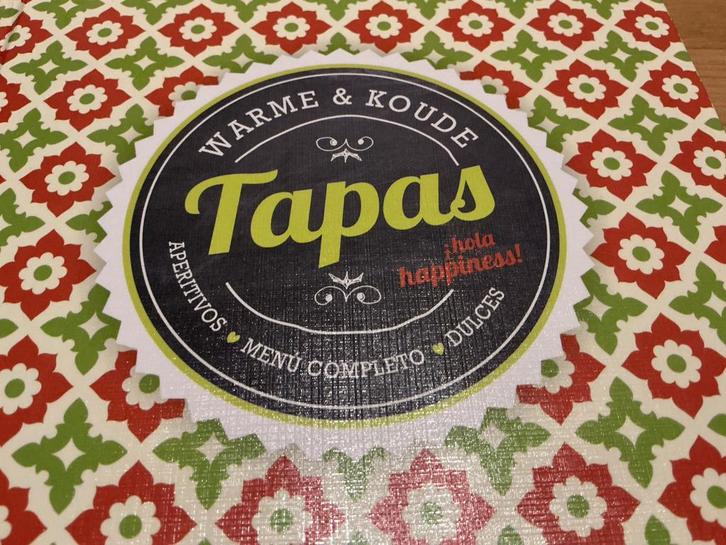 Warme en koude tapas - verzending mogelijk, Boeken, Kookboeken, Zo goed als nieuw, Tapas, Hapjes en Dim Sum, Ophalen