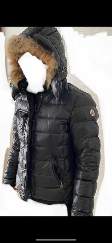 Origineel Moncler jas dames jas size 3, Kleding | Dames, Jassen | Winter, Ophalen, Zo goed als nieuw