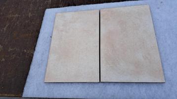 WANDTEGELS beschikbaar voor biedingen