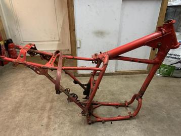 Frame Honda XL600R (1988) beschikbaar voor biedingen