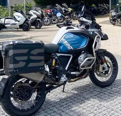 BMW GS logo xxl set Kofferstickers alu GSA of Vario :laatste, Motoren, Accessoires | Stickers, Verzenden