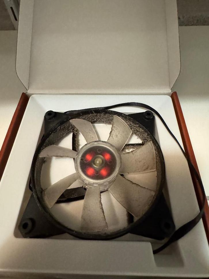 PC koelers 120 RGB, Computers en Software, Computerkoelers, Gebruikt, Luchtkoeling, Ophalen