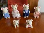 Sylvanian Famille de Souris Blanches avec bébés (2005), Enfants & Bébés, Maison de poupées, Utilisé, Enlèvement ou Envoi