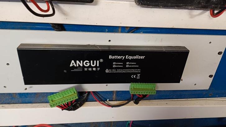 Batteries au plomb Balancer 10, TV, Hi-fi & Vidéo, Décodeurs & Enregistreurs à disque dur, Enlèvement ou Envoi