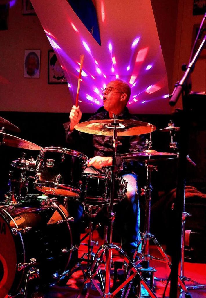 PROFESSEUR DE BATTERIE, Musique & Instruments, Batteries & Percussions, Enlèvement ou Envoi