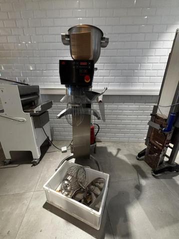 planeetmenger varimixer beschikbaar voor biedingen
