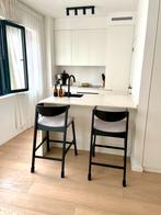 Barkrukken zwart eikenhout, Huis en Inrichting, Barkrukken, Ophalen, Zo goed als nieuw, 90 cm of meer, Hout