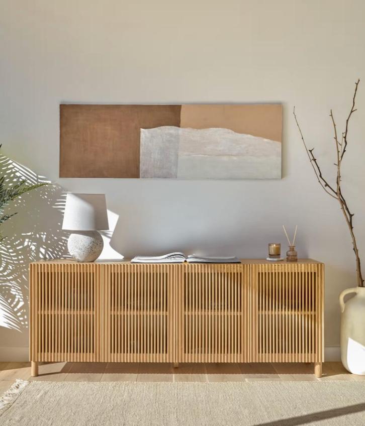 Kave Home 4-deurs dressoir van massief eiken en eikenfineer, Huis en Inrichting, Kasten | Dressoirs, Zo goed als nieuw, 150 tot 200 cm