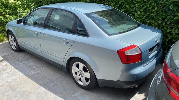 AUDI A4 1.8i AUTOMAAT  START NIET!, Auto's, Audi, Bedrijf, Te koop, A4, ABS, Airbags, Airconditioning, Boordcomputer, Centrale vergrendeling
