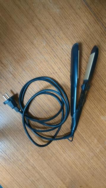 Braun stijltang Type 3 543 beschikbaar voor biedingen