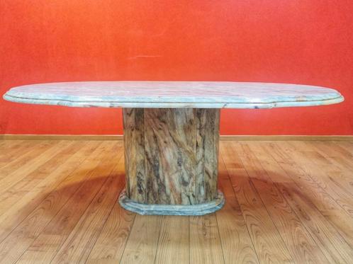 TE KOOP! Prachtige marmeren eettafel in OOSTENDE, Huis en Inrichting, Woonaccessoires | Etagères, Zo goed als nieuw, Ophalen