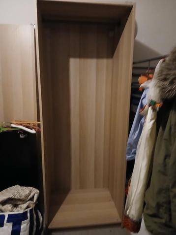 Caisson pr armoire Pax Ikea 75x58x201cm avc tringle gratuite disponible aux enchères