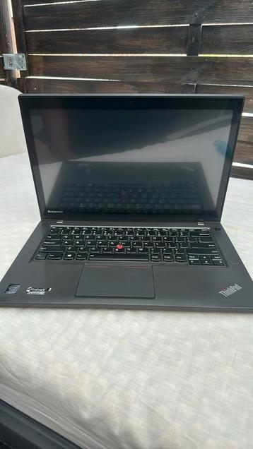 Lenovo T440 i5pro met lader en toch lcd beschikbaar voor biedingen