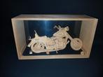 Houten motor in box, Ophalen