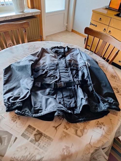 Te koop: Richa regenpak 2 delig nieuw., Motoren, Kleding | Motorkleding, Combipak, Heren, Nieuw zonder kaartje, Ophalen of Verzenden