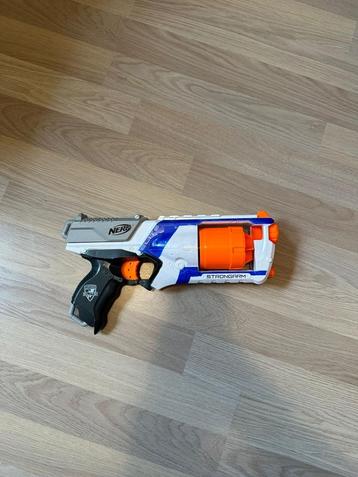 Strongarm de la série NERF Elite -blaster-, Enlèvement ou Envoi, Comme neuf